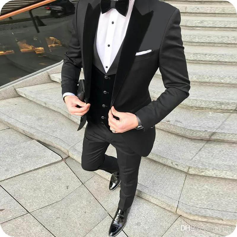 White Groom Tuxedos Mens Wedding Suits Black Peaked Lapel Man Blazer 3Piece Slim Fit Jacket Trousers One Button Vest Prom Party