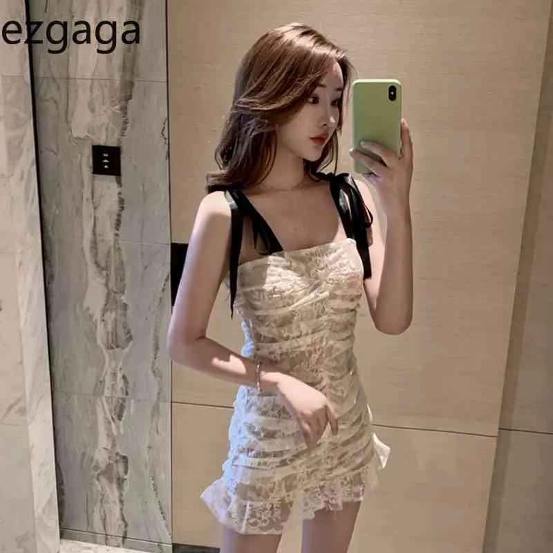 Ezgagaセクシーボディコンドレス女性スパゲッティストラップ韓国のファッション夏の包帯レースパッチワークRuched Clubwear Vestidos 210430