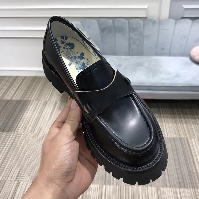 Dress Shoes spring and fall genuine leather Thick bottom womens Dress Shoes round toes Buckle Office Career Adhesive solid black Muffin women platform