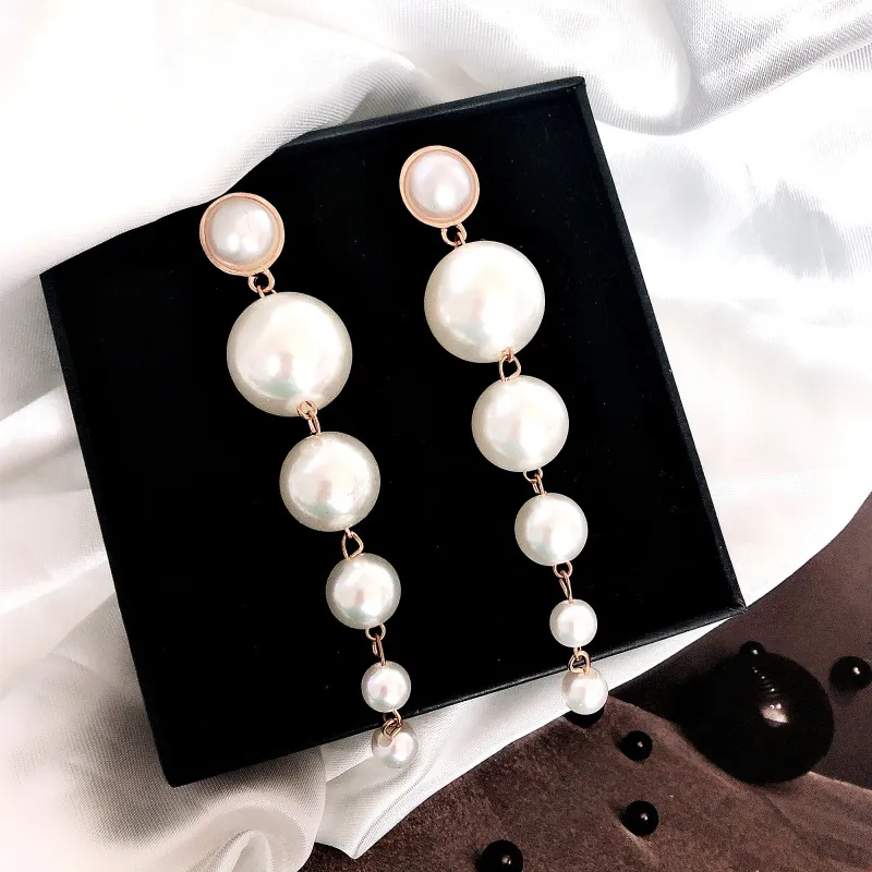 Chic Pearl Bridesmaid Chamdelier Earrings - Elegant Fashion Melinda Maria Jewelry for Women Elegant Pearl Bridesmaid Chamdelier Earrings Womens Fashionable Jewelry For  Females Gift New Year Christmas Present From Wevens, $8.71 | DHgate.Com
