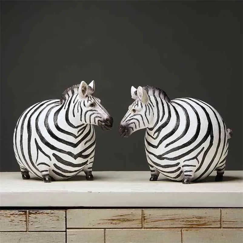 Creative Zebra Statue Zebra Home Decor Salon Zebra Sculpture Vin TV Cabinet Ornement Artisanat Abstrait Animal Figurine 210811