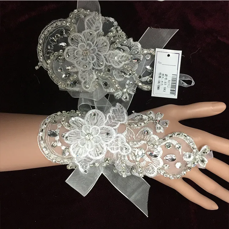 Elbow Length Wedding Accessory Wedding Gloves Tulle/net Satin Bridal Gloves White /Beige Mitten Personalized Cheap 2015 Winter New Arrival