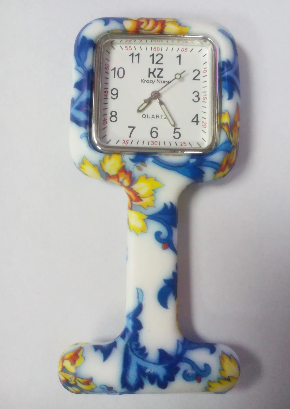 Atacado 50 pçs / lote 26 cores Quadrados Impressões Coloridas Silicone Enfermeira relógio de Bolso Relógios Médico Fob Relógio De Quartzo Caçoa o Presente Relógios NW013