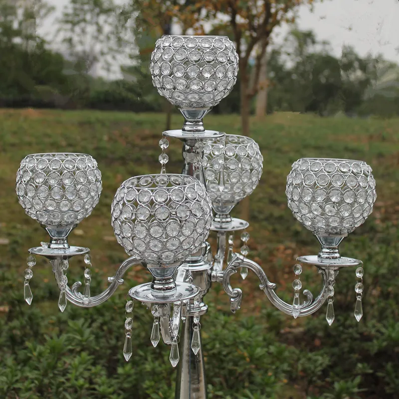 Candelabri in metallo a 5 braccia con altezza di 76 cm più votati con pendenti in cristallo, portacandele da matrimonio con finitura argento lucido