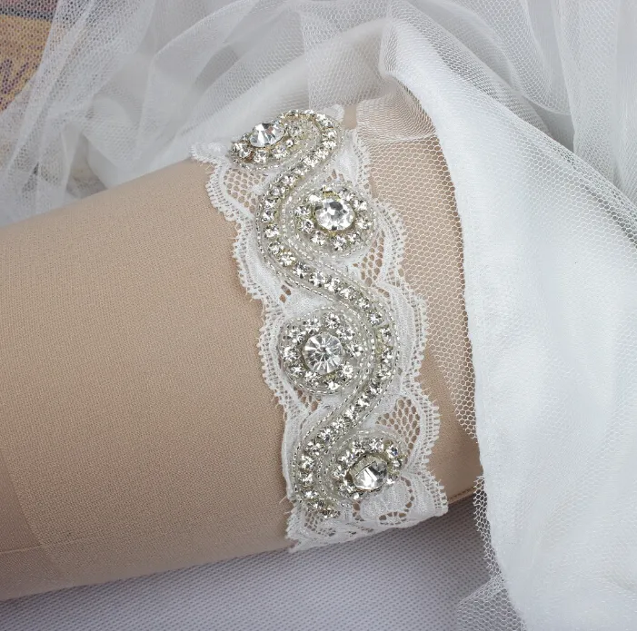 Crystal Beaded Lace Bridal Garters Belts Pure White Wedding Accessories 8864736