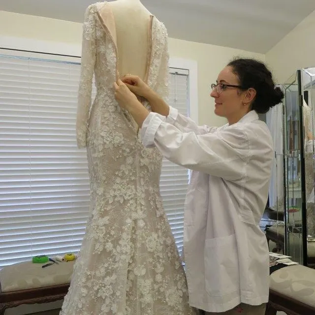 2017 Vintage Meerjungfrau Arabisch Brautkleider Langarm 3D-Blumenapplikationen Kristall Muslimische Brautkleider Sweep Zug Real Image Brides Dress