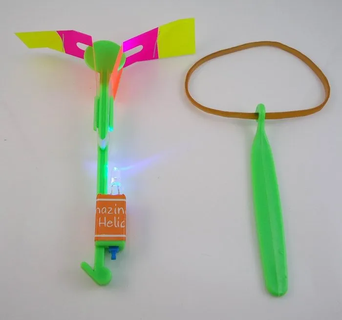 Conduit des flèches volantes incroyables hélicoptères volant flèches parapluie pour enfants toys cadeaux 3267354