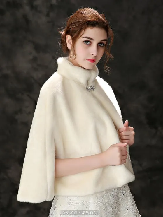 Luxueux plume d'autruche mariée châle fourrure enveloppes mariage haussement d'épaules manteau mariée hiver fête de mariage Boleros veste cape LD02593840318