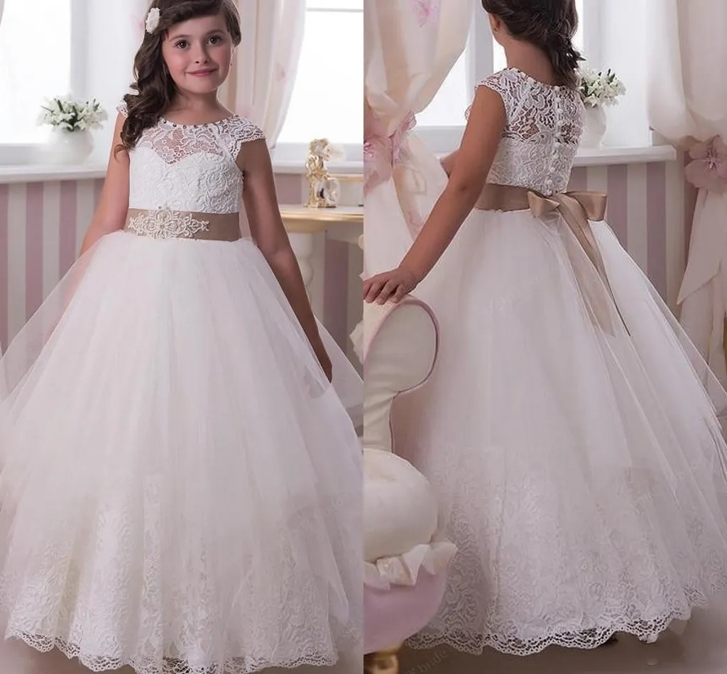 Lace Flower Girl Dresses Princess White Champagne Ribbon Trim Bow Illusion Neckline Covered Buttons Back Custom Made Pageant Gowns