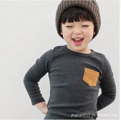 Partihandel - Barntröja Vinterexplosionsmodeller Pojkar och flickor Candy Color Pocket Sticka Bottoming Sweater Coat / Primer Shirt