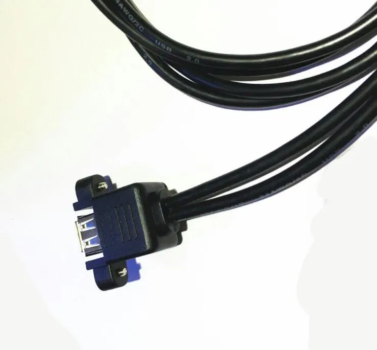 0,3 m dubbel USB-kabel med öron 2 am/2af Dubbel USB / Dubbel Ett skruvhål kan fixas för USB-kabeldatorlåda