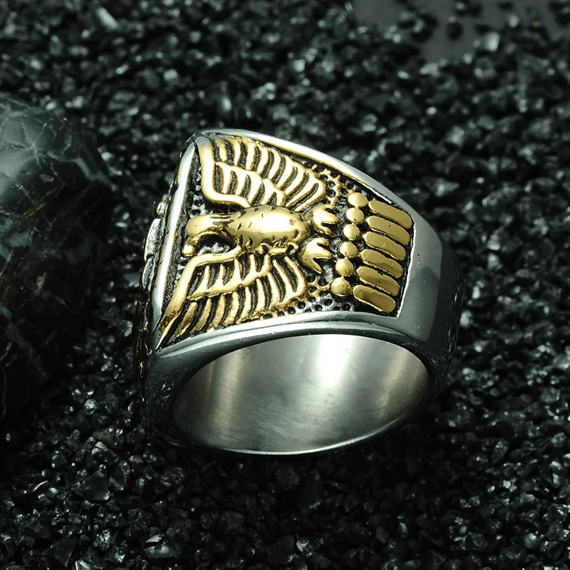 Wysokiej jakości funkcjonariusze US Navy Ring USN Pierścienie wojskowe Kotwica Eagle Men's Retro Gold Star Jewelry w stali nierdzewnej