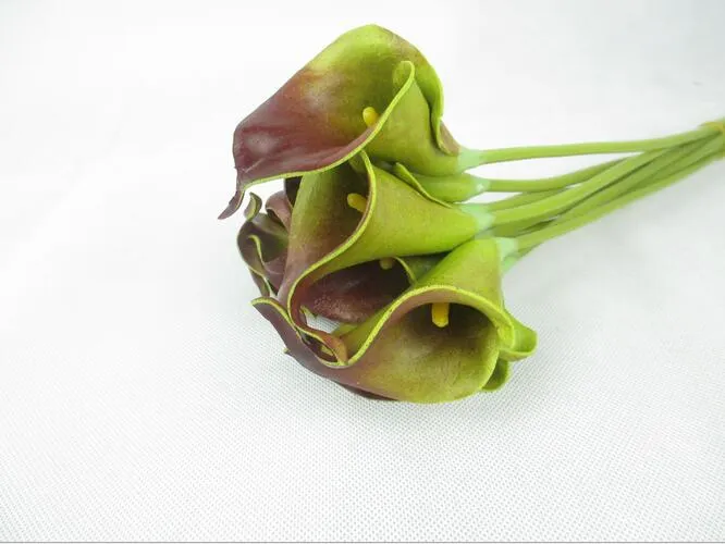 15 tum calla lilja för bröllop bukett blomma doft mjuk plast blommor dekorativa blommor calla real touch gratis frakt hp09