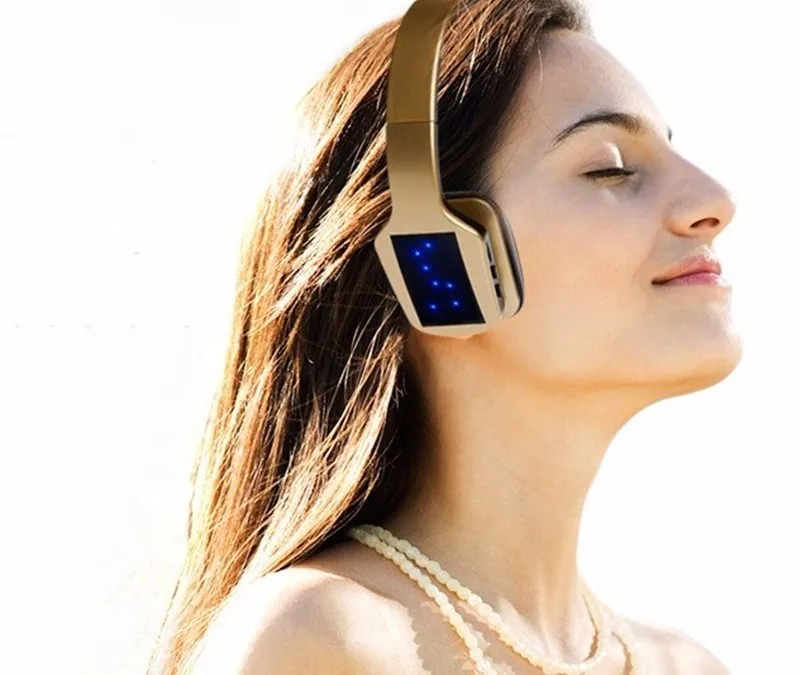 Bluetooth Headphone FM Radio Musique Radio Écoute sans fil Hands Soutien de la carte TF Fone de OUVIDO avec MIC6186765
