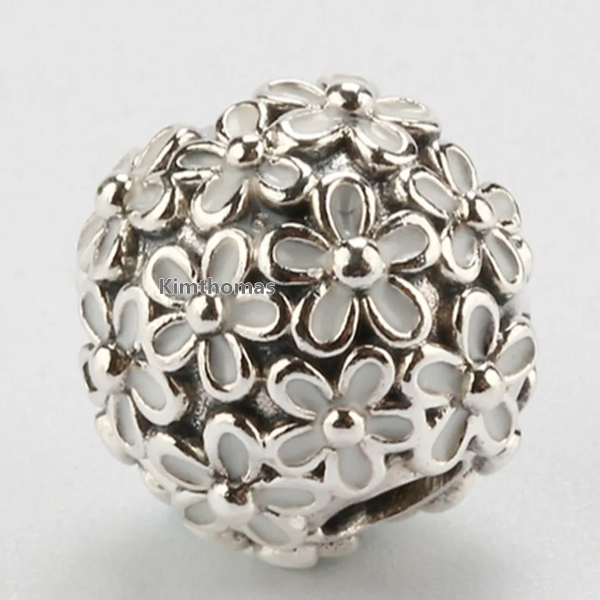 Pandora dazzling daisy meadow charm 2025