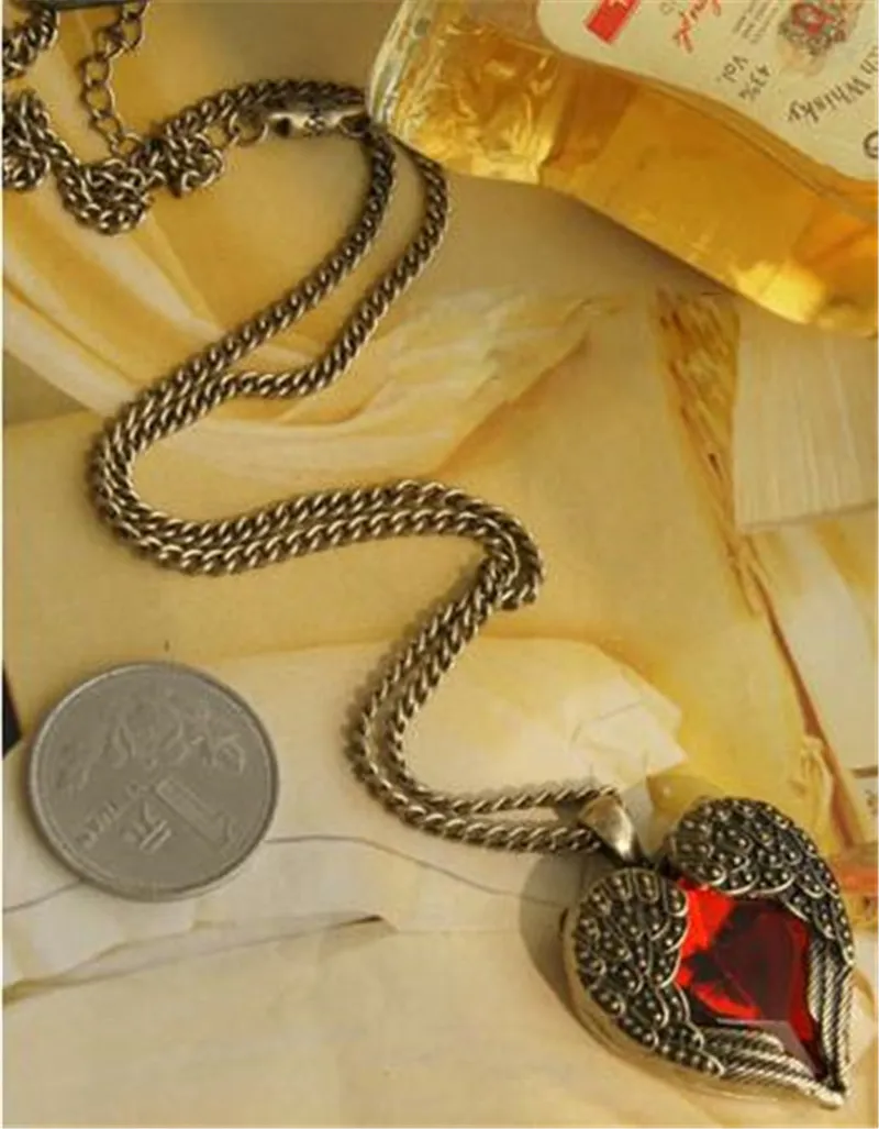 Cheap Vintage jewelry Bronze Carved Angel Wing Red Crystal Love Heart Shape Pendant Necklace Chain Gift Retro Charm Long Necklaces Free DHL