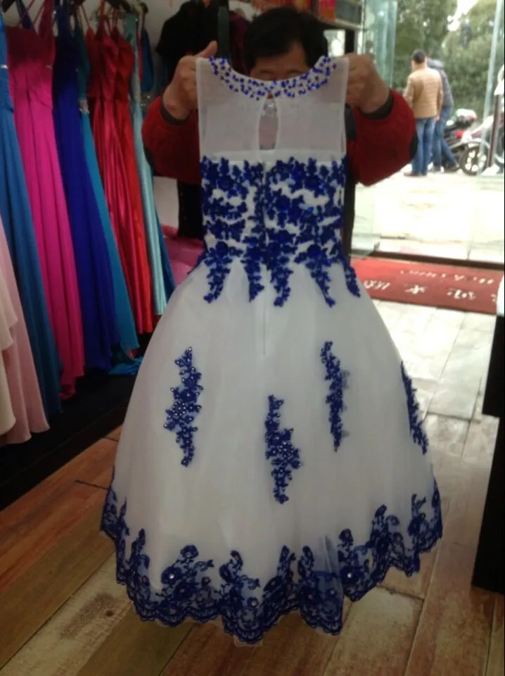 Custom Made Yeni Dantel Yürüyor Spagetti Beyaz Ve Kraliyet Mavi Organze Boncuklu El Yapımı Pageant Elbise ile Kızlar için Ücretsiz Kargo