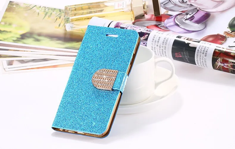 Etui portefeuille de mode en cuir PU de luxe pour Apple iPhone 5 5S SE 6 6S Plus i7 Plus Crystal Diamond Flip Couverture de couverture arrière