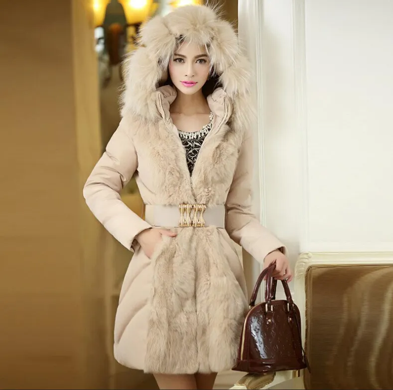 Nouveaux manteaux d'hiver pour femmes 2015 luxe Style femmes hiver long vers le bas Parkas veste épaisse dames élégant col de fourrure survêtement manteau M-XXL