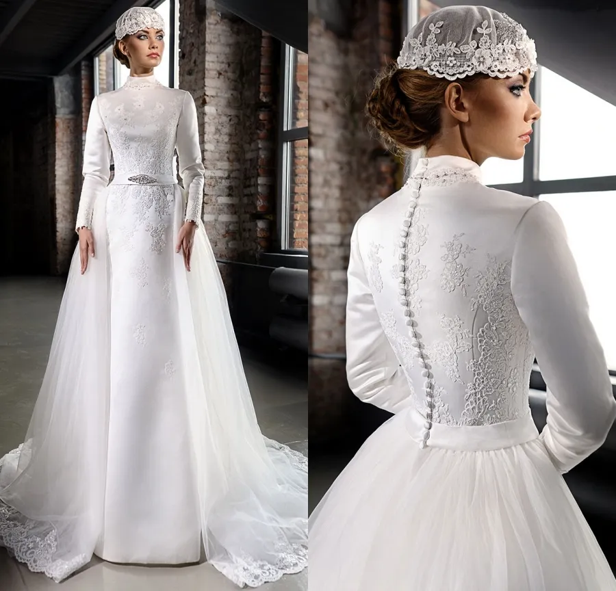 Modest Muslim Wedding Dresses with Overskirts Exquisite High Neck Lace Applique Arabic Bridal Wedding Gowns Covered Button Long Sleeve