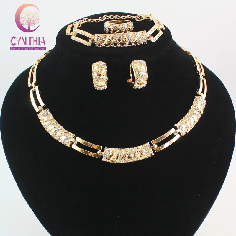 African Beads Jewelry Sets Charming Dubai 18K Gold Plated Crystal Trendy Classic Designs Costume Necklaces Bracelets Earrings Rings Jewelry