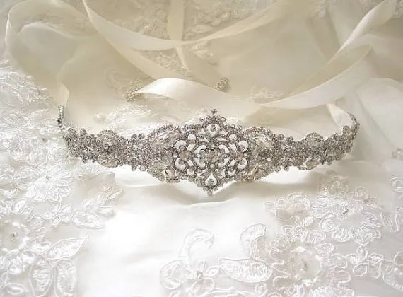 New Glaring Crystals Wedding Belts Rhinestones Bridal Sashes Cheap Beaded Crystals Wedding Sash Ribbon Belt Bridal Accessories