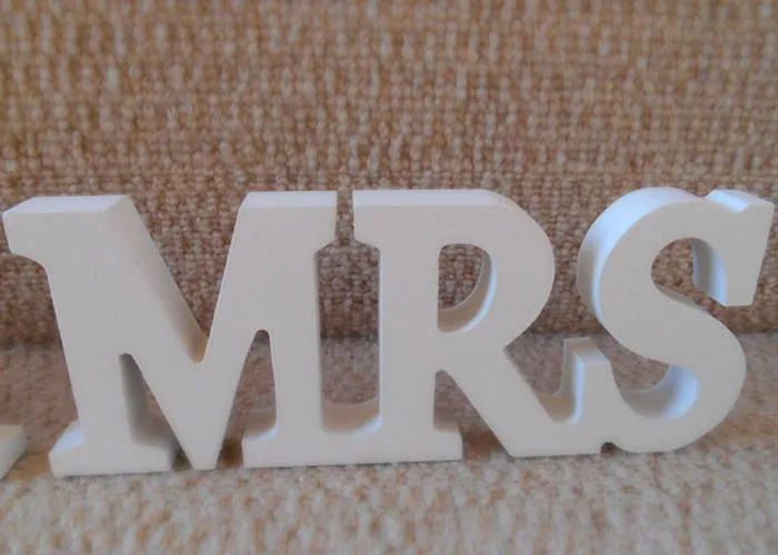 Bay Mrs Mektup Dekorasyon Beyaz Renkli Mektuplar Düğün ve Yatak Odası Süsleme Bay Mrs Stock 5346466