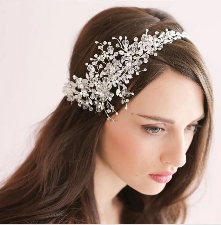 Underbara kristallbröllop Brudtiaras Crown Wedding Hair Jewelry 2015 Bridal Headpiece Hair Accessory Wear Hair Accessories Headd240i