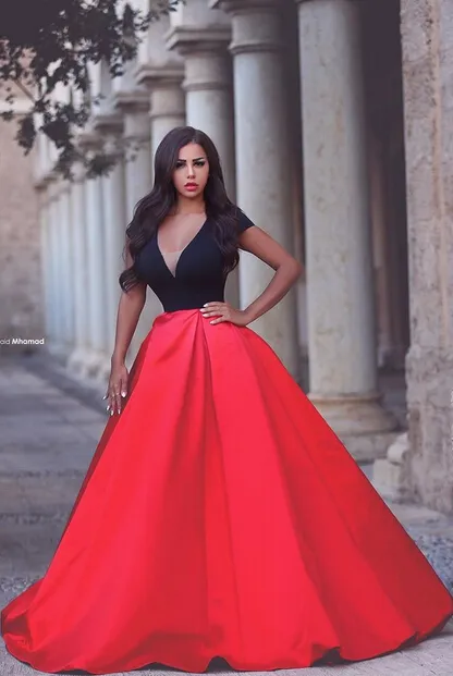 Impressionante Vermelho e Preto Contraste Vestidos de Festa vestido de Baile UK V Profundo Africano Árabe Vestido de Baile de Formatura Dubai Kaftan vestido longo