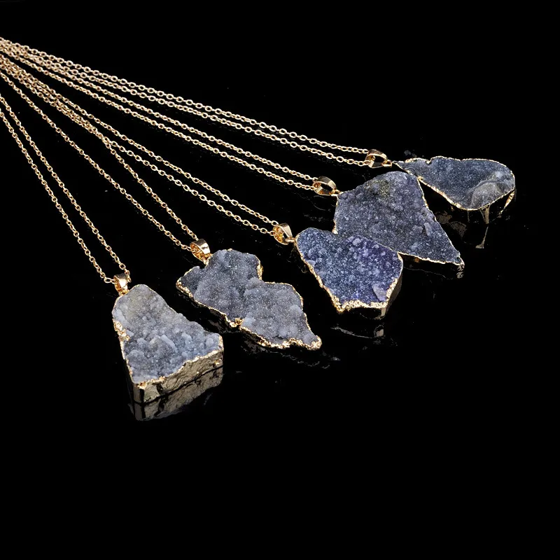 Vente chaude irrégulière colliers en pierre naturelle quartz Druzy cristal Point de guérison Chakra perle pendentif en pierre précieuse pour les femmes bijoux de mode en vrac