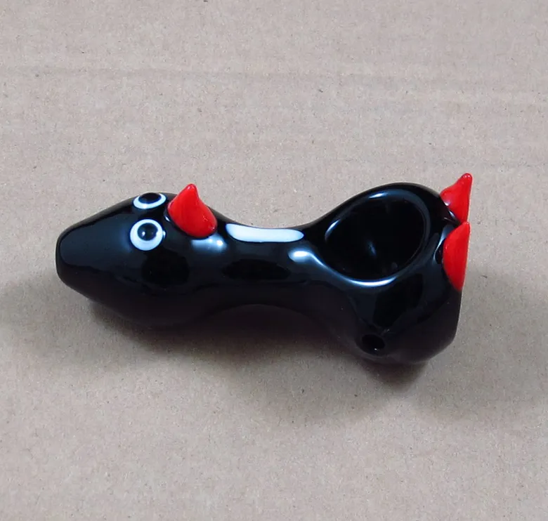 Black Penguin animal pipe Glass Hand Pipe Slim Oil Burner Glass Hookahs tobbaco spoon pipe Height: 3 Inch