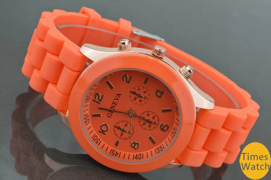 Gratis frakt Geneva New Style Watch Jelly Watch Tre Circles Display Silicone Strap Candy Color Unisex Dropship