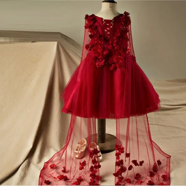 濃い赤いブルゴーニュの女の子のページェントの服のための夕方vネックノースリーブ3Dフローラルアップリケコルセットバックキッズドレス流れるリボン