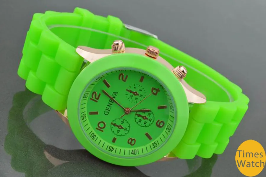 Frete grátis Genebra Novo Estilo Assista Jelly Assista Três círculos Display Silicone Strap Candy Color Unisex Dropship