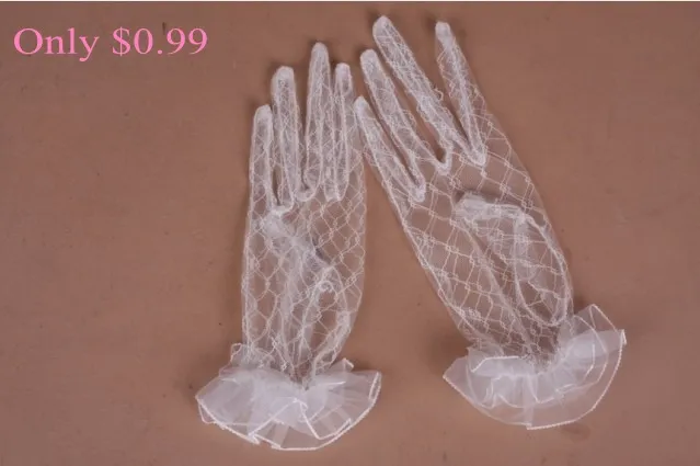 2018 Super Cheap Full Finger Wrist Length Sheer Tulle Bridal Gloves New Arrival Cheap in Stock Lace Wedding Gloves Wedding Accessory