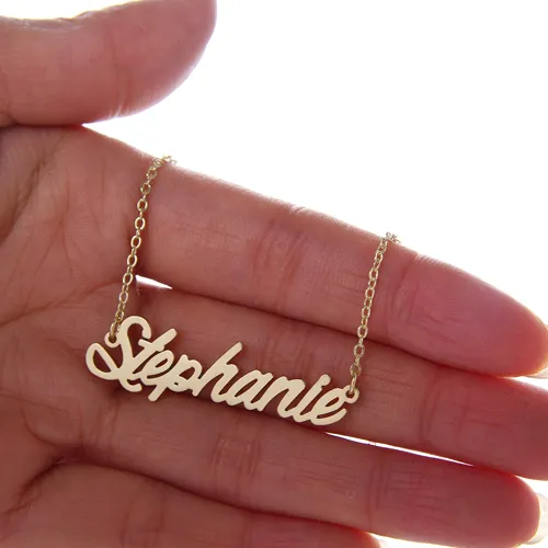 Stephanie Gepersonaliseerde aangepaste 18K vergulde roestvrijstalen scriptnaam ketting Charme naamplaat kettingen Sieraden cadeau NL-2430