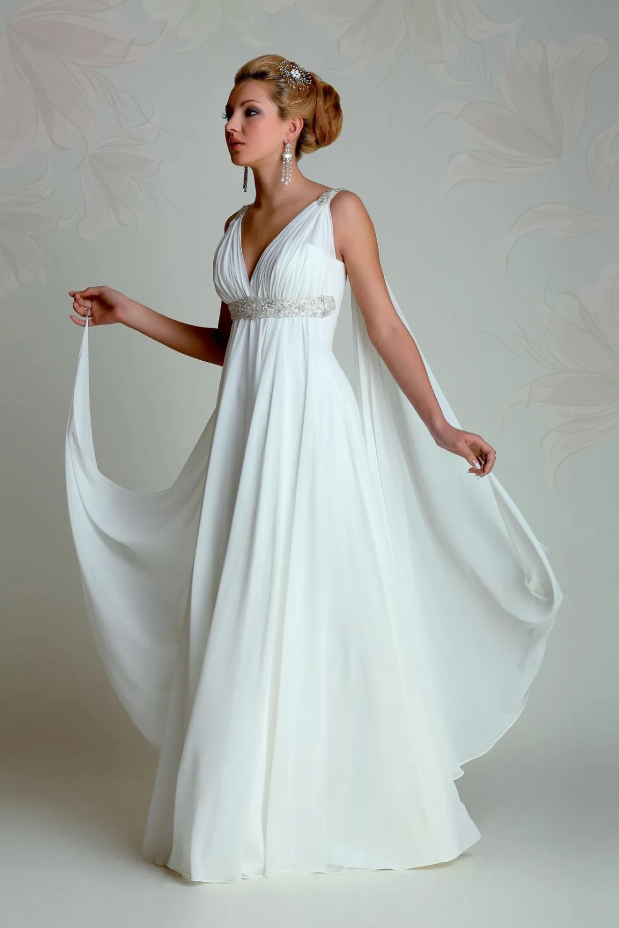 ギリシャの女神のウェディングドレス2019 Vネックエンパイアラインフルレングスビーズホワイトシフォン夏のビーチブライダルガウンワットロートレイン