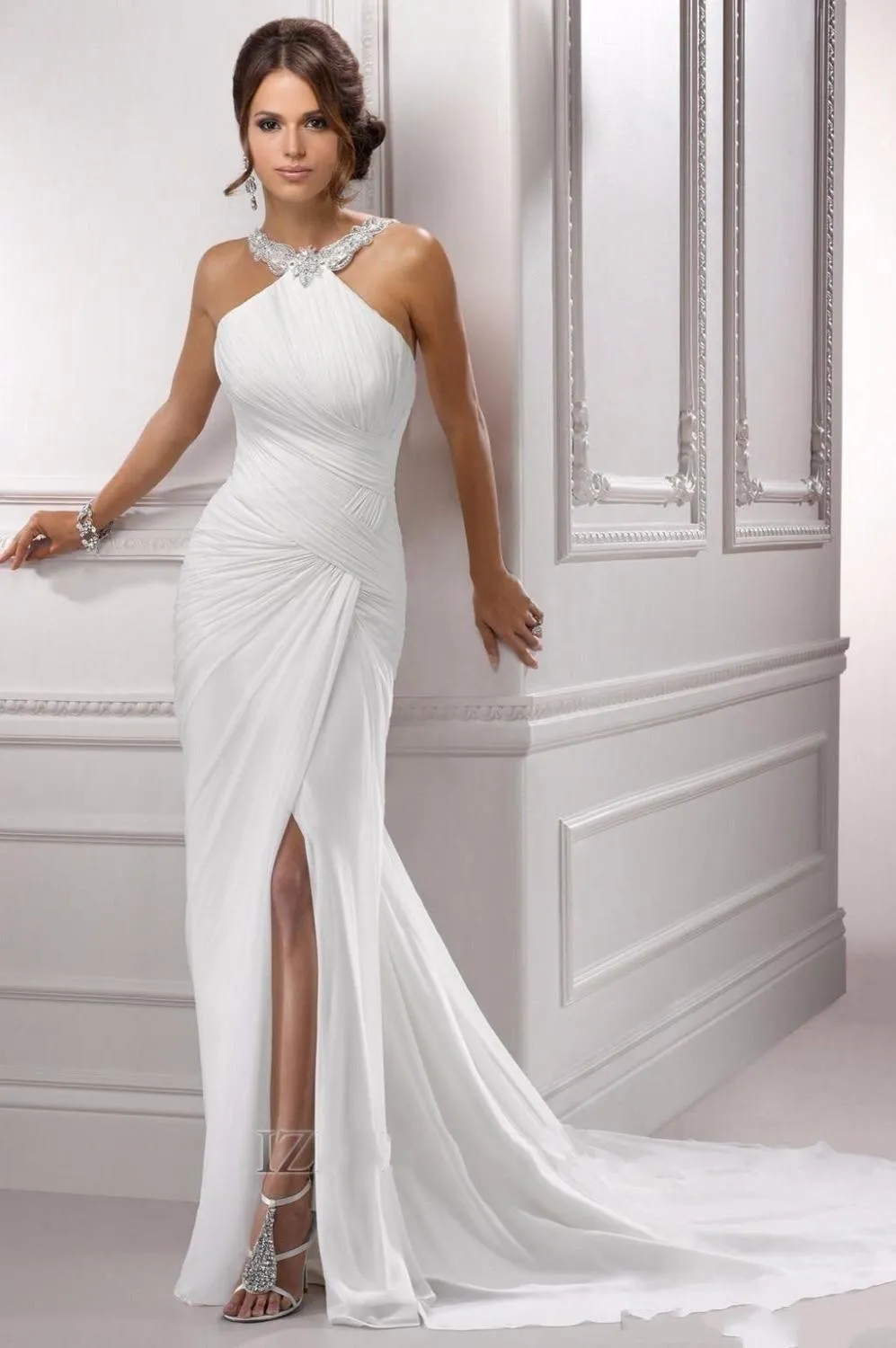 Новый сверкающий Halter хрустальный бисероплетение вечерние платья платья без рукавов Plifer русалка белый длинный шифон официально Prom Party платье 138
