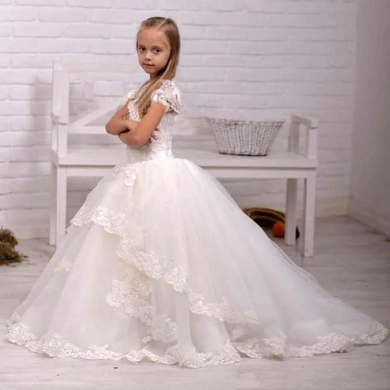 Princess Flower Girl Dress White Ivory Short Sleeves Tiered Applique Lace Commuion Dresses Kid Girl's Pegeant Dresses Formal Party