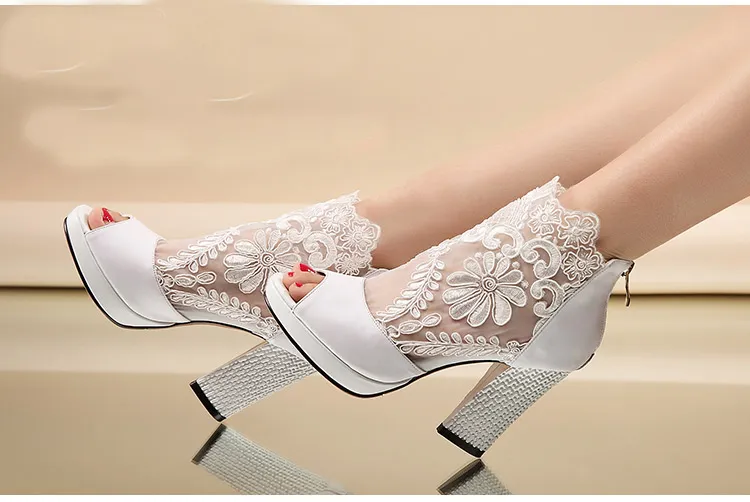 New Fashion Peep Toe Summer Wedding Boots Sexy White Lace Prom Evening Party Shoes Bridal High Heels Lady Formal Dress Shoes