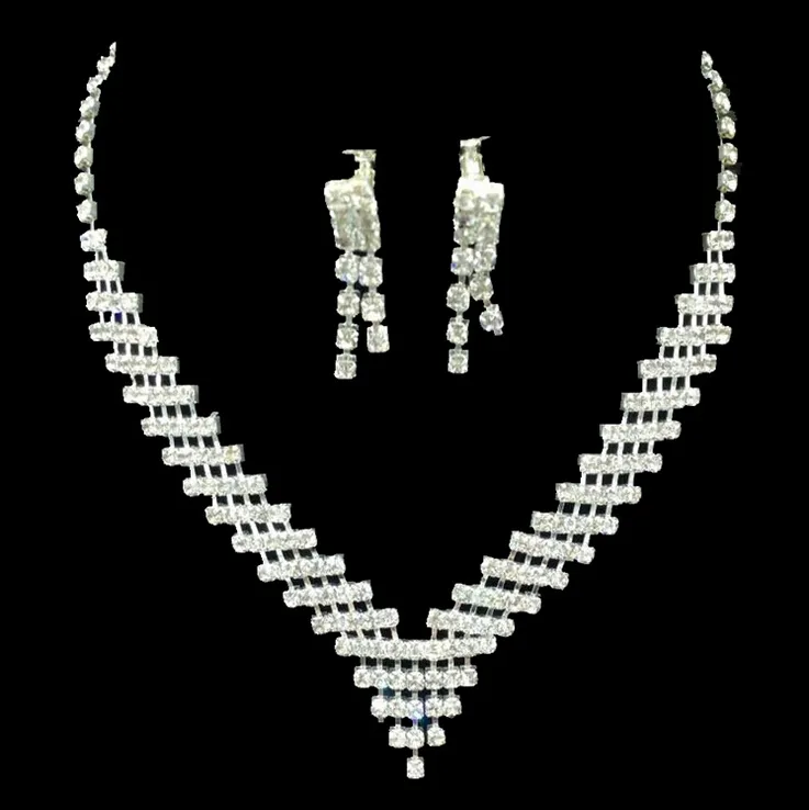 Billiga bröllop brud smycken sätter tjejer örhängen halsband kristaller formella julparty rhinestones tillbehör topp som säljer yk566