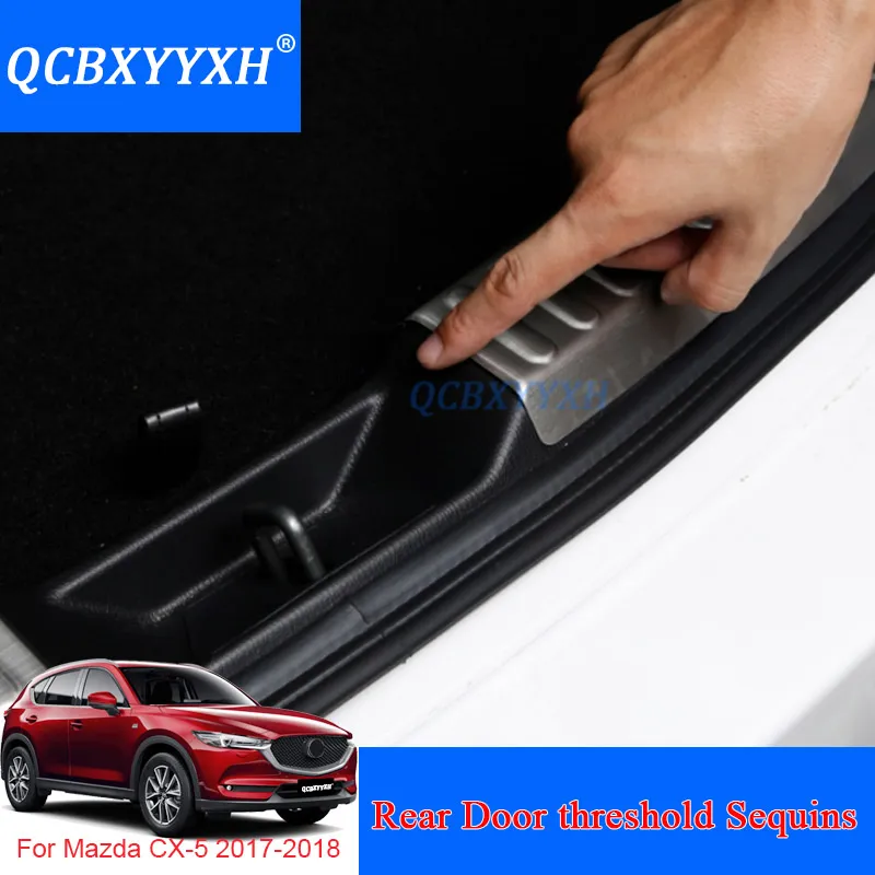 Accessoire de décoration de garniture de seuil de porte arrière de voiture en acier inoxydable de style de voiture pour Mazda CX-5 2017 2018