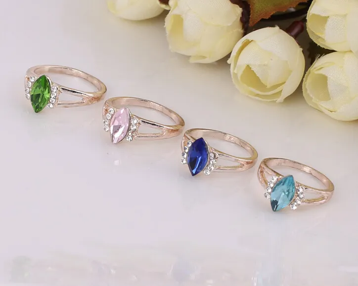 2015 Hot sales fashion woman/girl heart prismatic irregular crystal Rose gold ring Mixed style 