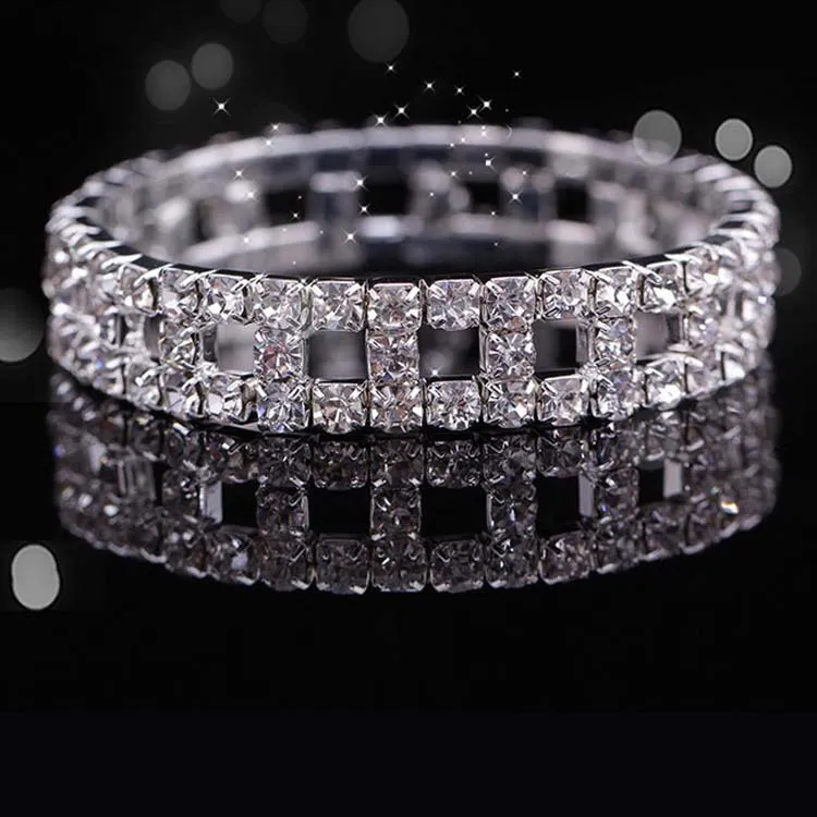 Crystal Bridal Armband goedkoop in voorraad Strass Gratis Verzending Bruiloft Accessoires One Stuk Zilver Factory Sale Bridal Sieraden 2015