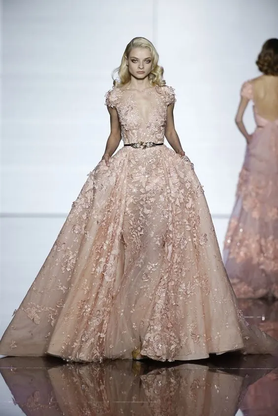 2019 New Zuhair Murad Blush Cap Sleeves Evening Gowns Sheer Illusion Applique Tulle Formal Celebrity Gowns Custom Made Prom Party Dress