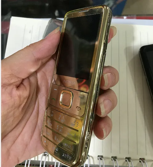 Telefono di inglese sbloccato Nokia 6700C originale Tastiera inglese russa da 5 MP 22 pollici 3g 2g rinnovato1619713