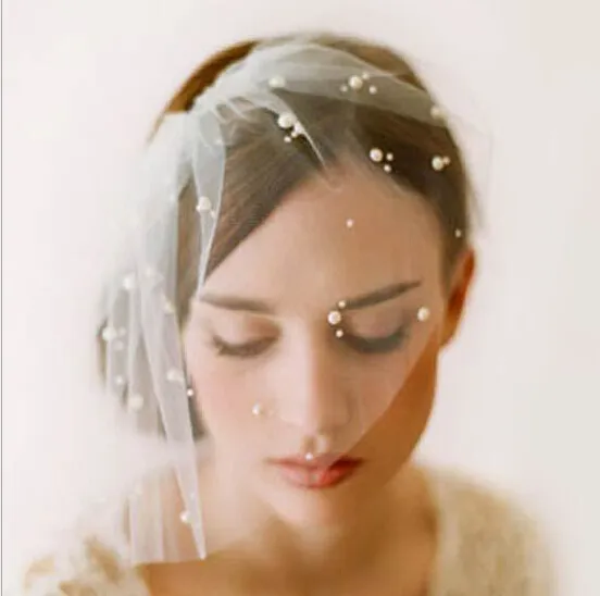 2021 Uroczy Ivory Tulle Bridal Tiaras Bohemia Akcesoria do włosów Faux Pearl Pałąk Akcesoria Ślubne Dziewczyny Party Headwear Bride Włosy
