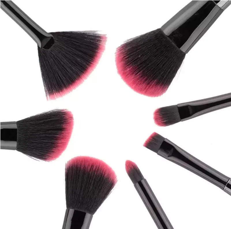 Black Mermaid Brush Spiral Makeup Brush Set Cream Face Power Borstar Multipurpose Skönhet Kosmetiska Borstar