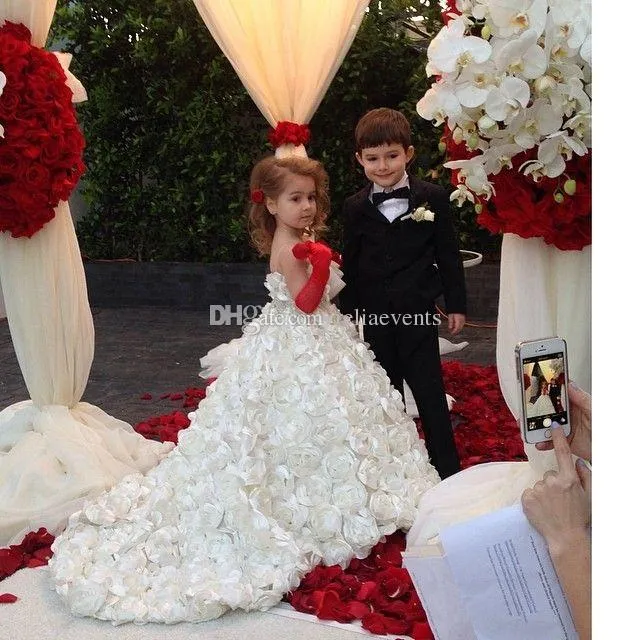 Hochzeitsblumenmädchenkleider für Strand volle handgefertigte Blumen Prinzessin Ballkleider Schöne Mädchen Festzugskleid 2787