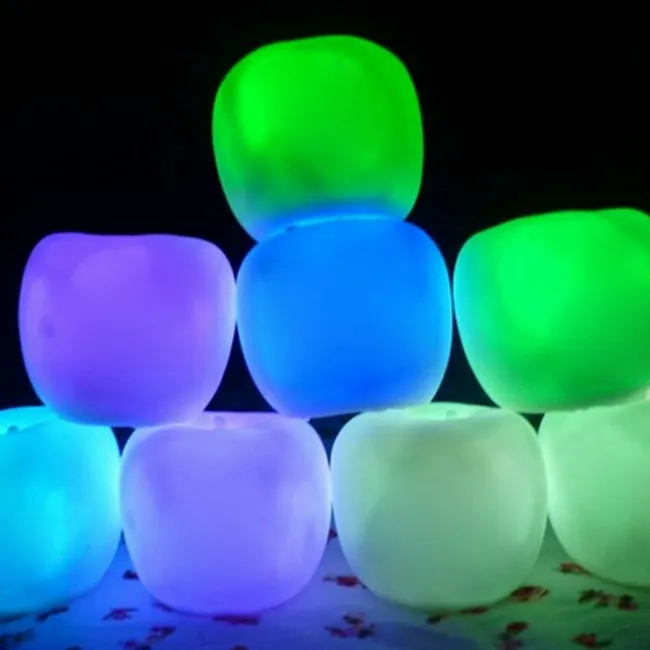 LED-Nachtlicht, 7 Farbwechsel, Apfelförmige LED-Weihnachts-Stimmungslampe, Nachtlicht, Halloween-Heiligabend-Geschenk